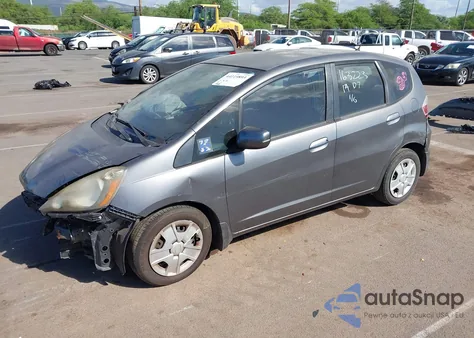 2013 Honda Fit z USA, uszkodzony, nr VIN JHMGE8H30DC071716